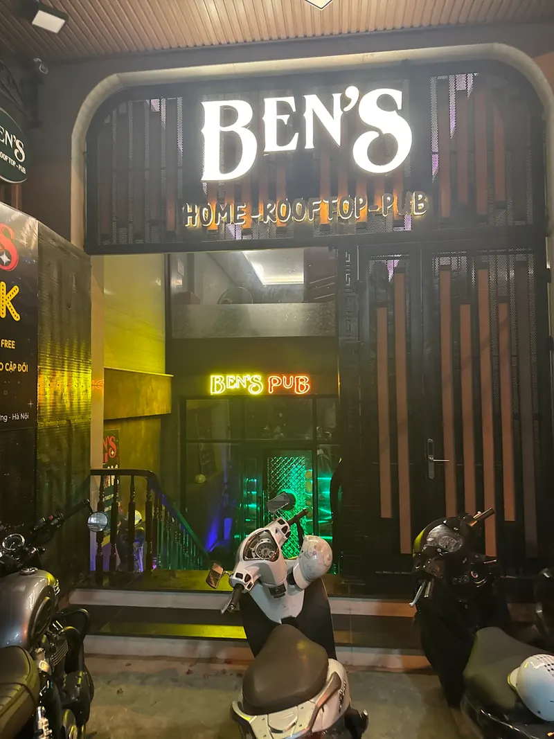 Ben’s Pub in French Quarter, Hanoi