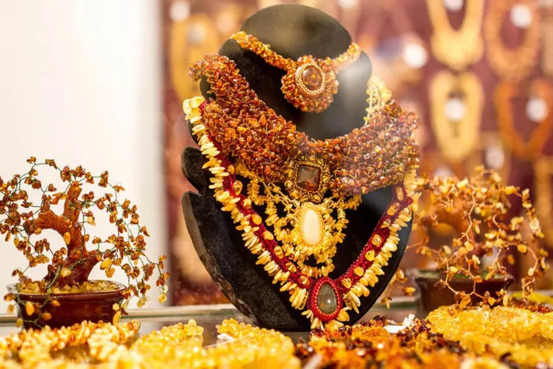 Amber Jewelry Store «Iantar - Dar solntca» in Podilskyi raion, Kyiv