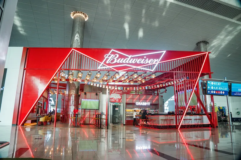 Budweiser Bar in Dubailand, Dubai