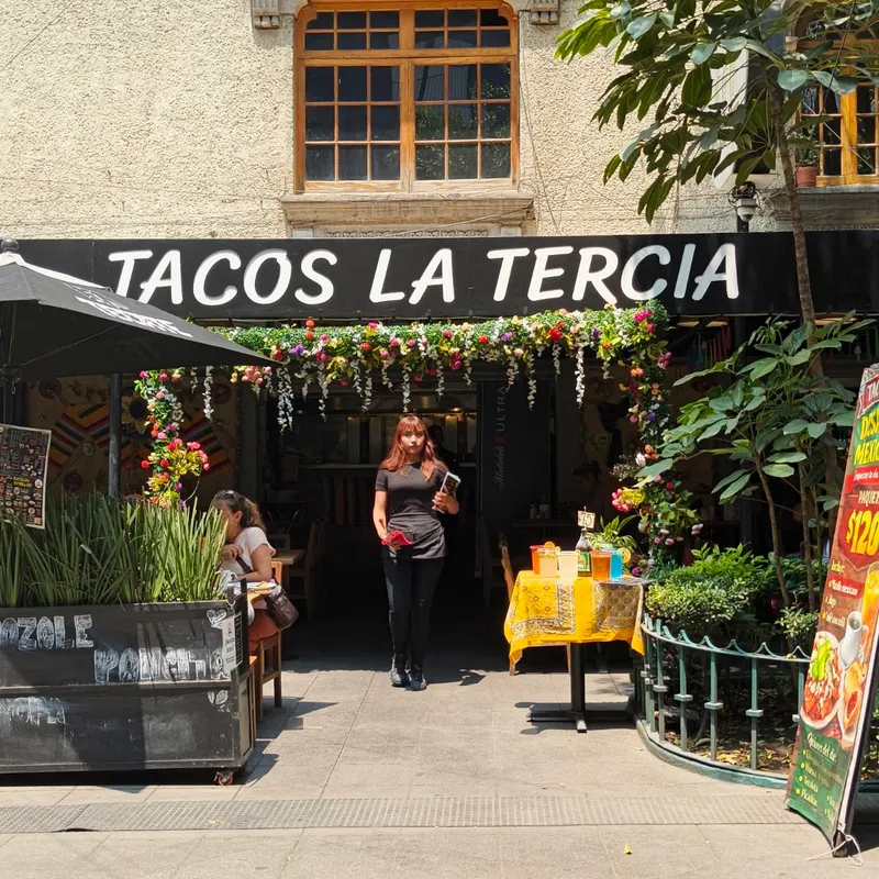 Tacos La Tercia in Zona Rosa, Mexico City