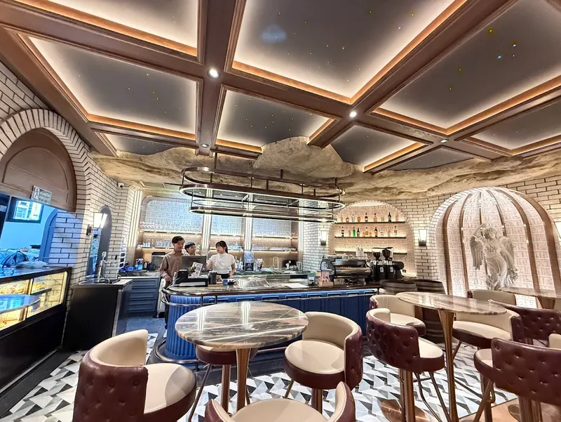 T-Rex's Gastrobar in Bukkhalo, Bangkok