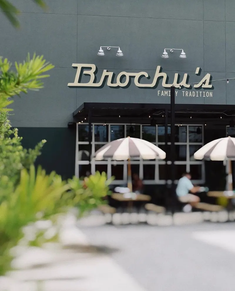 Brochu's Family Tradition in Thomas Square, Savannah