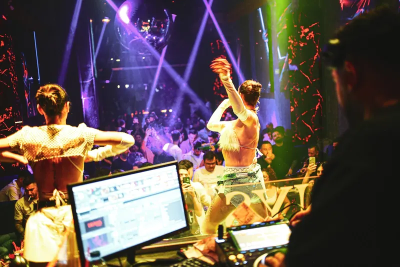 Dionys Club in Hüseyinağa, Istanbul