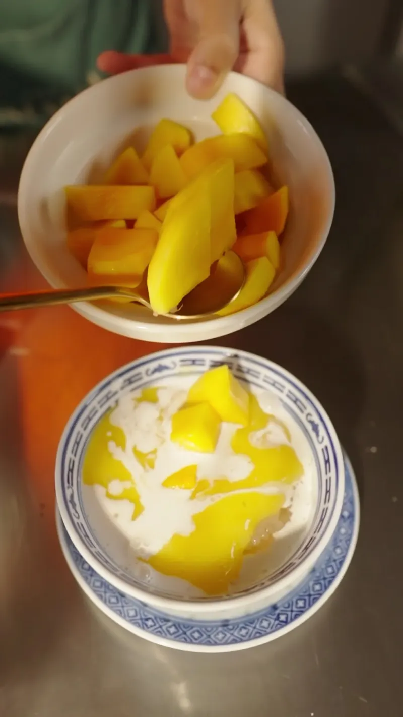 Jumama จู้มะม้า 珠妈妈燕窝 in Pathum Wan Subdistrict, Bangkok