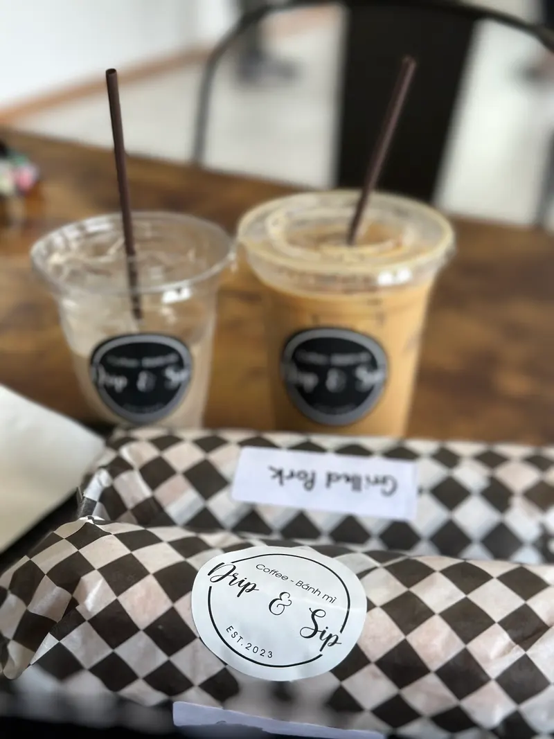 Drip & Sip Café in Southcenter, Seattle