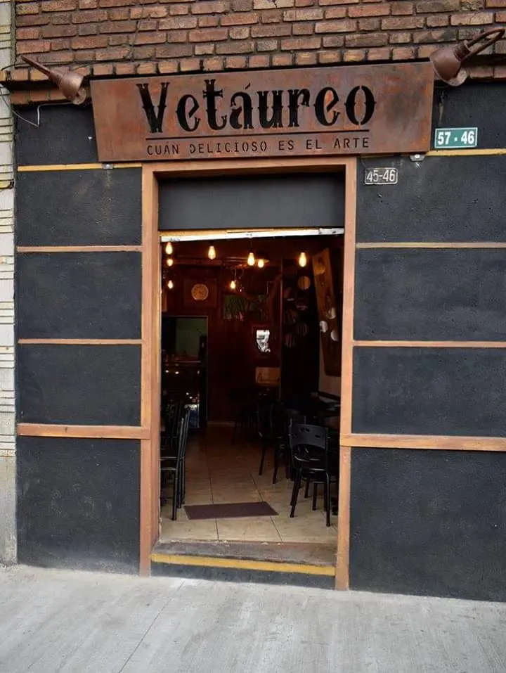 Vetáureo in Gaitán, Bogota