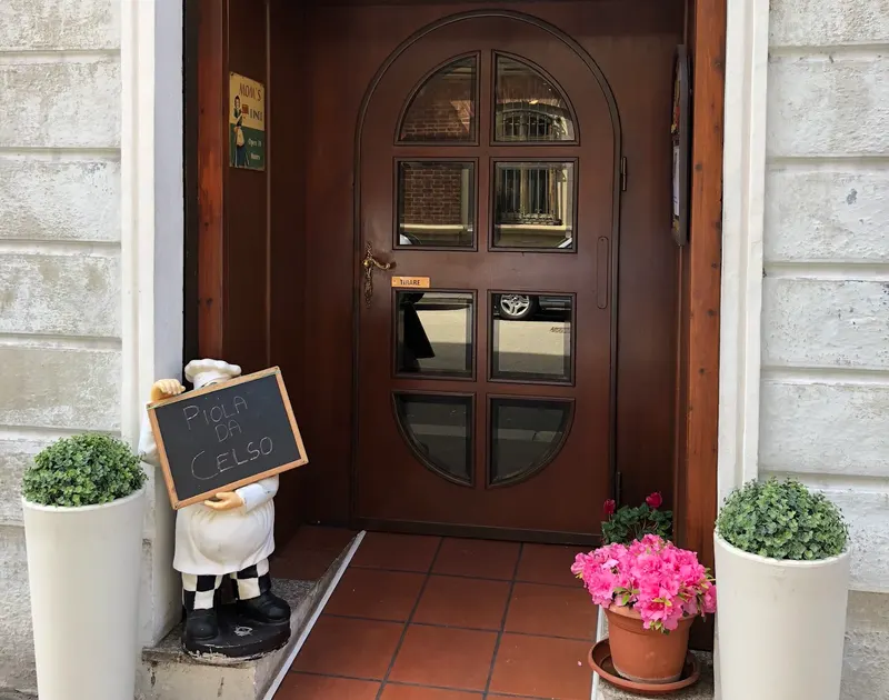 Piola Da Celso in Cenisia, Turin