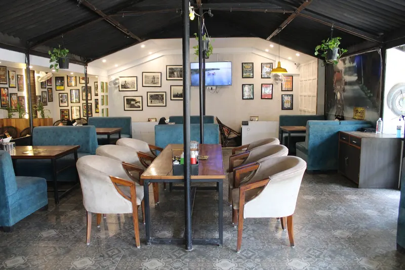 Restaurant UP-65 in Sarnath, Varanasi