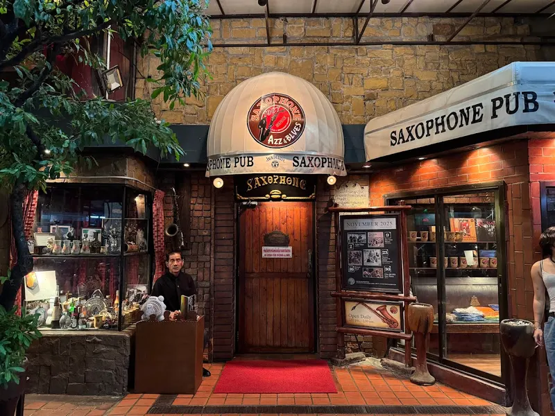 Saxophone Pub