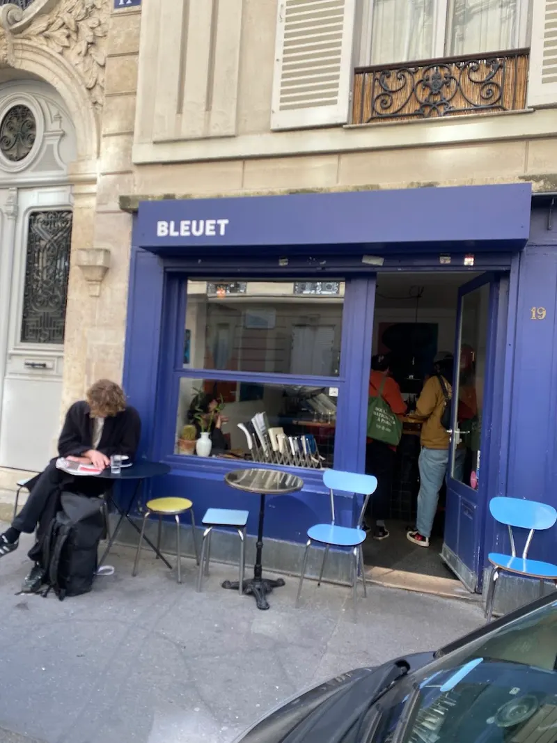 Bleuet in Quartier de l'Europe, Paris