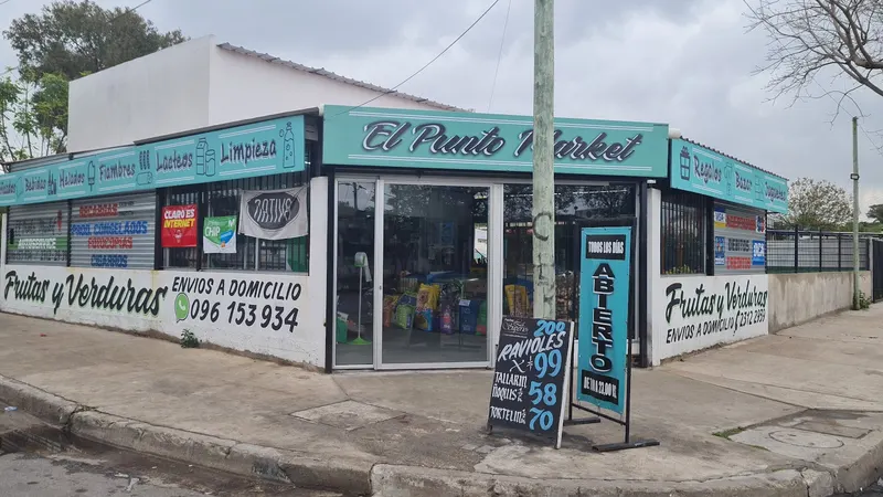 El punto market in Prado, Montevideo