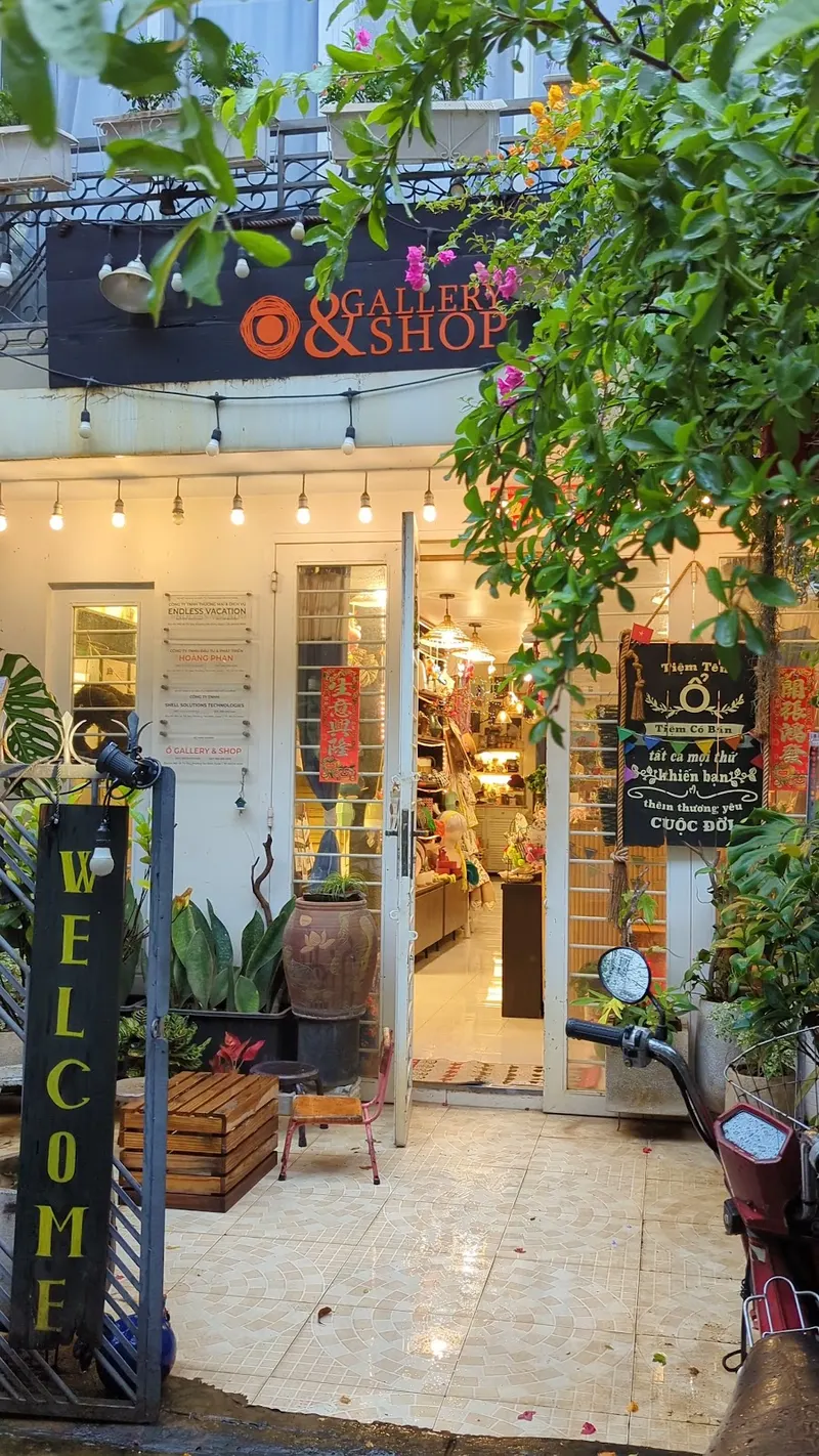 Ổ Gallery & Shop in Tân Định, Ho Chi Minh City