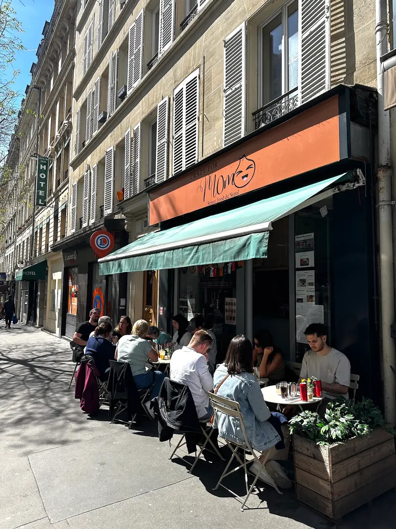 Crazy For MoMo Paris (Anvers) in Rochechouart, Paris