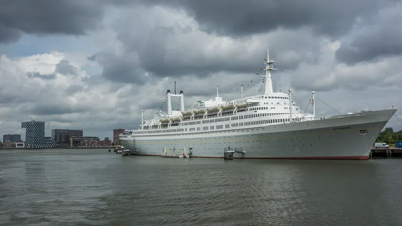 SS Rotterdam in Rotterdam