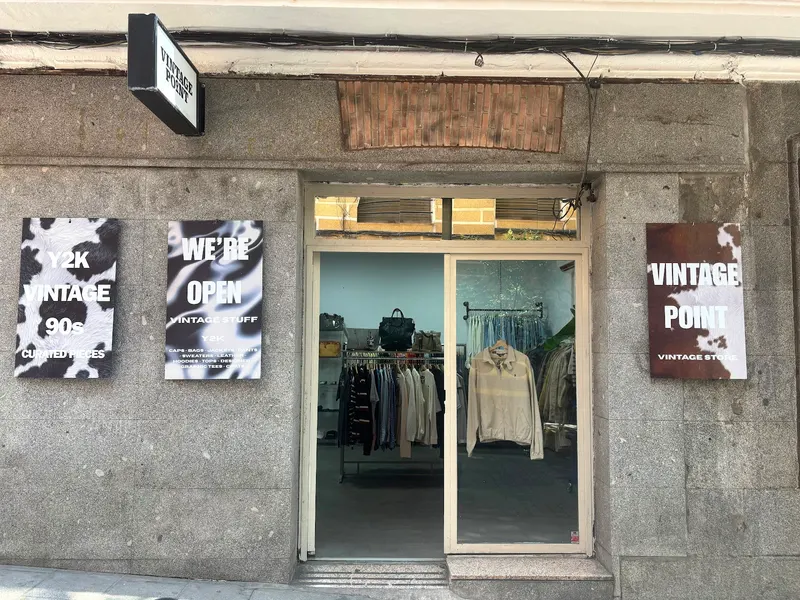 Vintage Point Malasaña Vintage second hand store