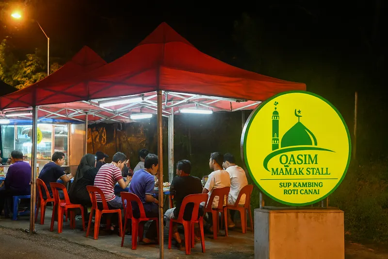 QASIM MAMAK STALL (حلال)