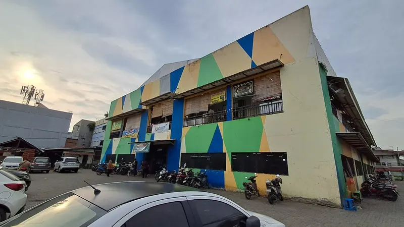 Sumur Batu Market in Kemayoran, Jakarta