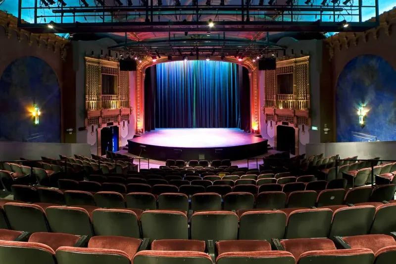 Brava Theater