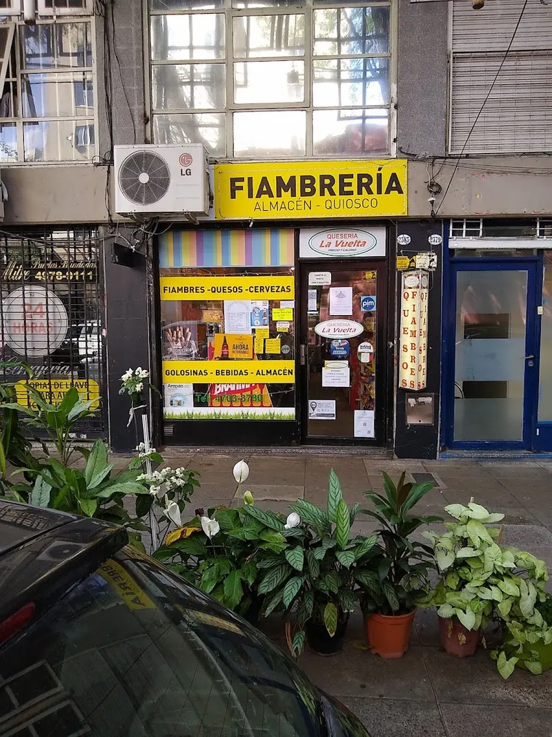 La Vuelta Market in Núñez, Buenos Aires