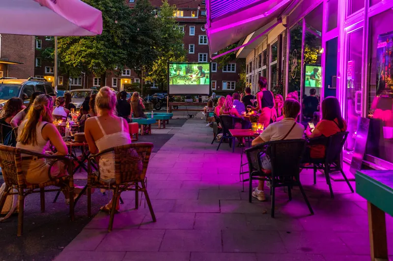 Café Frau Kowolik in Barmbek, Hamburg