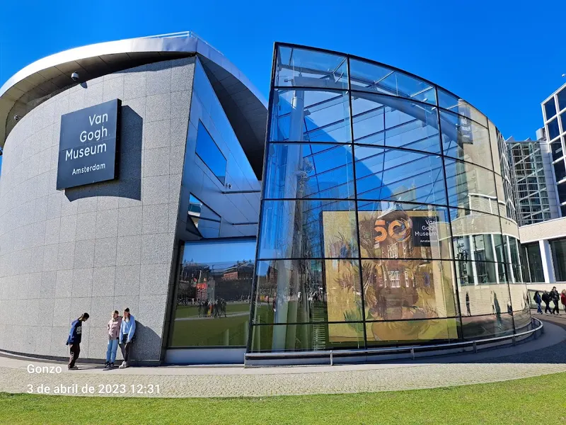 Van Gogh Museum in Amsterdam