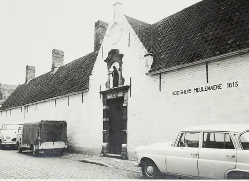 Godshuis St-Jozef & De Meulenaere in Magdalenakwartier, Bruges