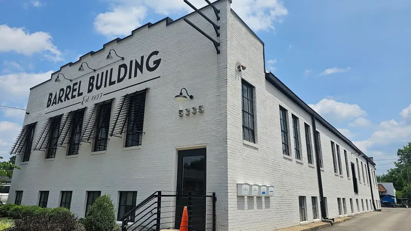 Vintage 54 Collective Antiques Art Gifts in Meridian-Kessler, Indianapolis