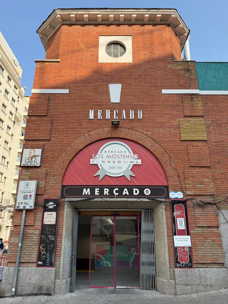 Mostenses Market
