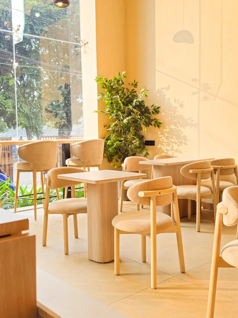 OG brews and bakes in Park Circus, Kolkata