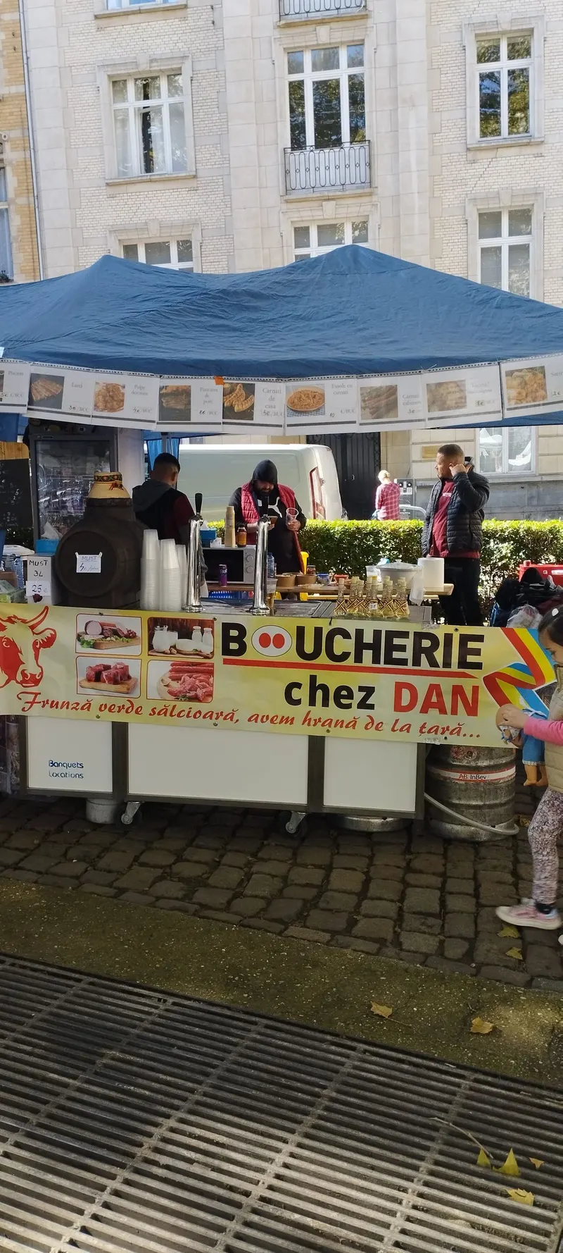 Markt Van Meenenplein