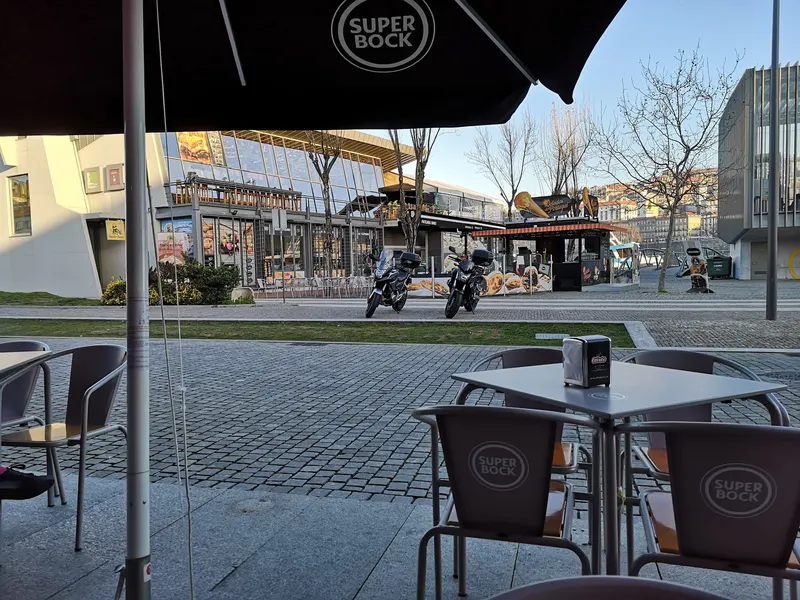 Café Soraya in Santa Marinha e São Pedro da Afurada, Porto