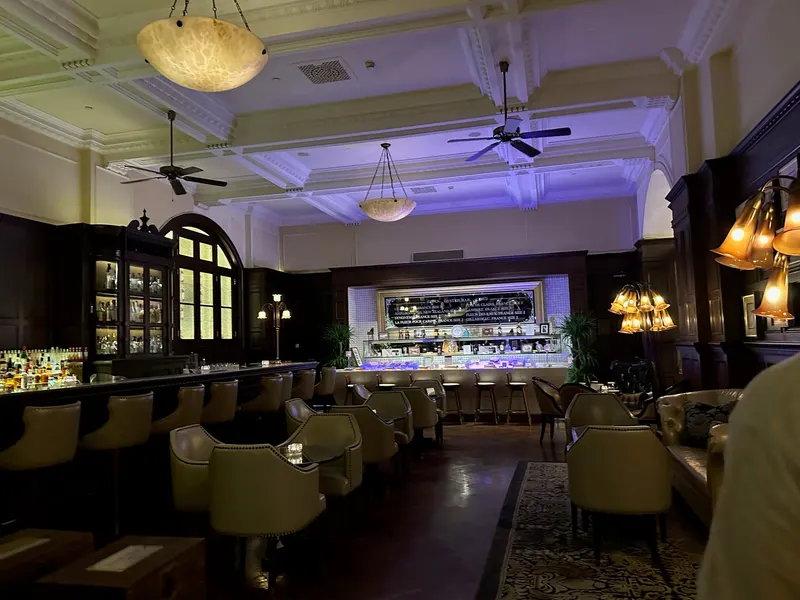 The Long Bar at the Waldorf Astoria