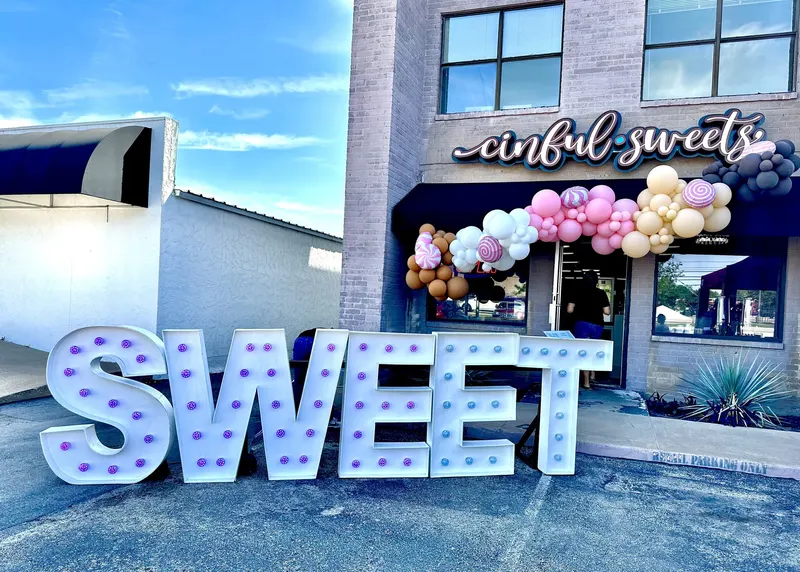Cinful Sweets in North Burnet, Austin