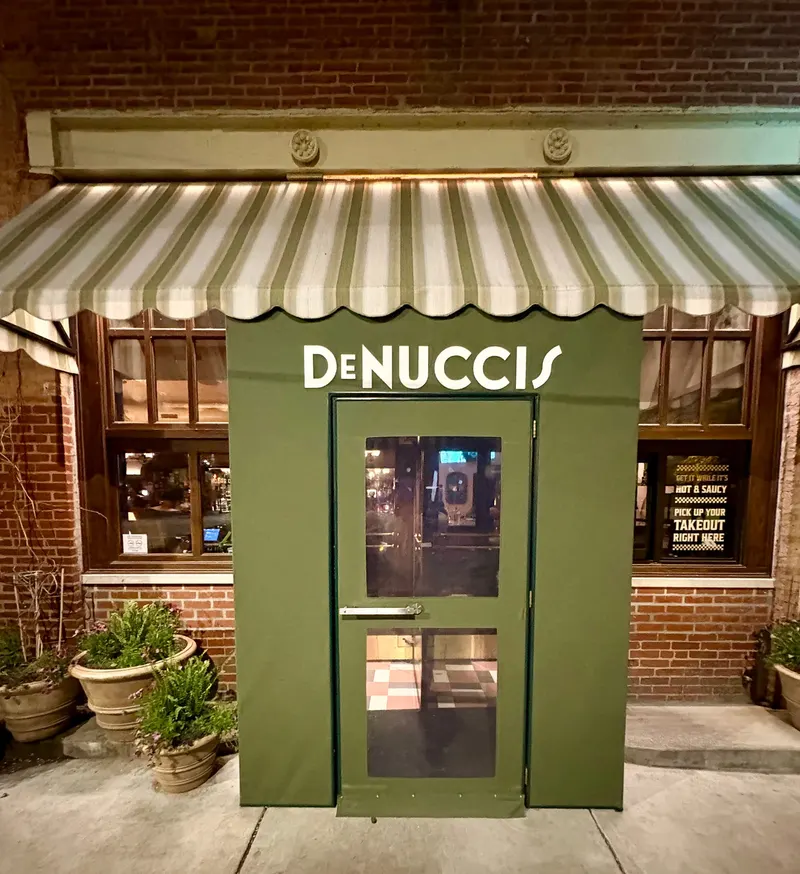 DeNucci's Lincoln Park