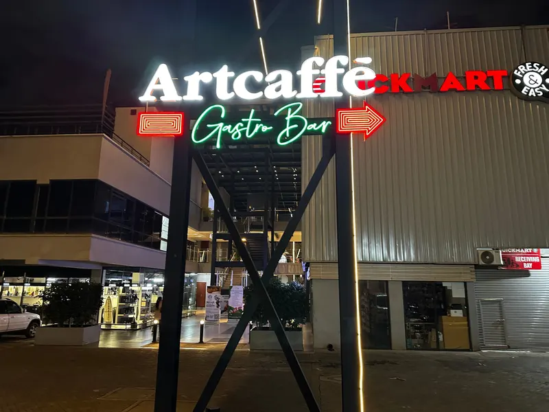 Artcaffé Gastro Bar Westlands Square