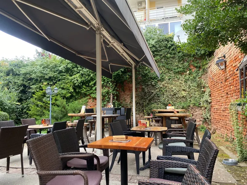 The courtyard cafe.