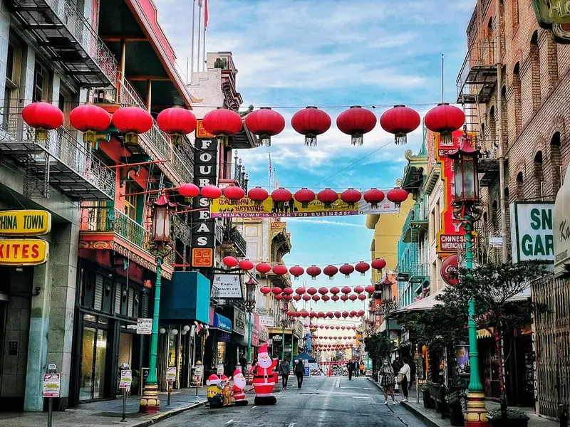 Chinatown and Dragon Gate