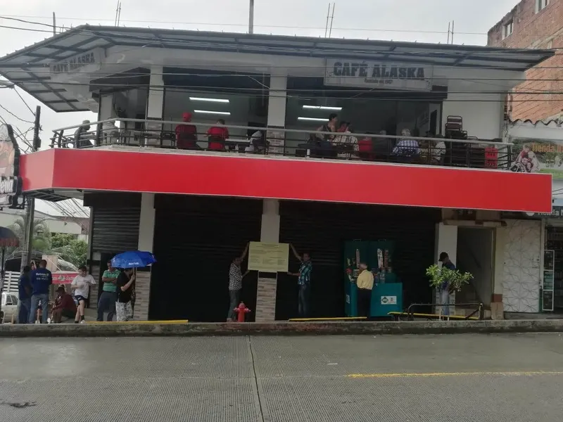 Café Alaska in Aranjuez, Medellin