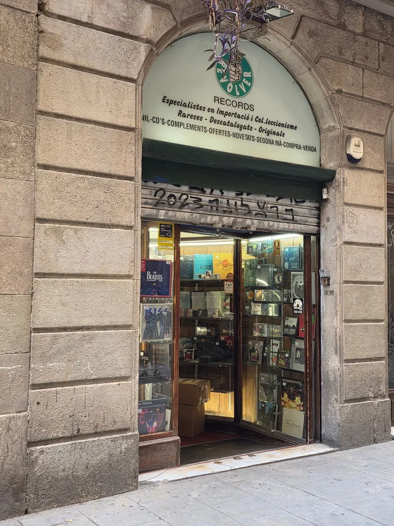 Revólver Records