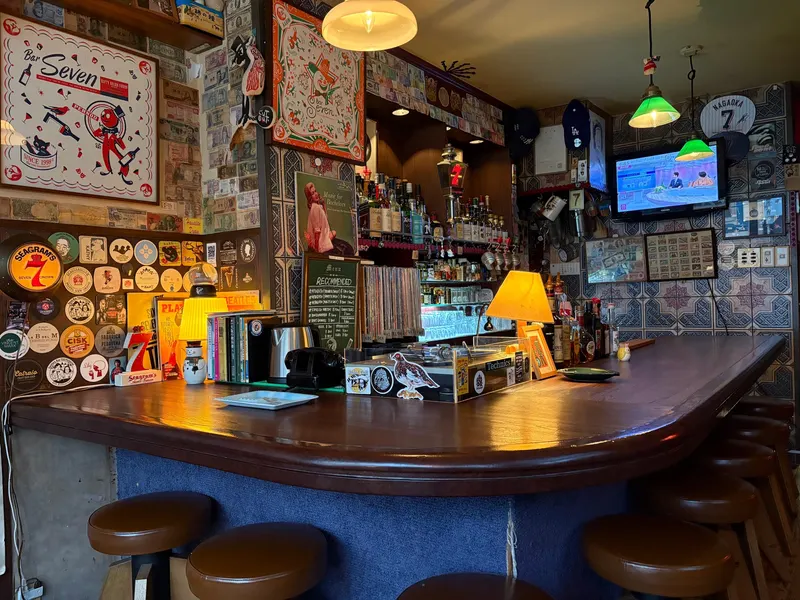 Bar Seven