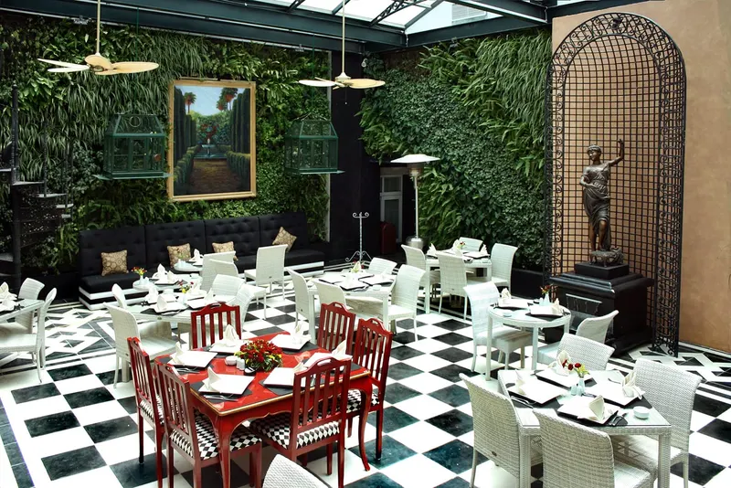 Veranda Bistro