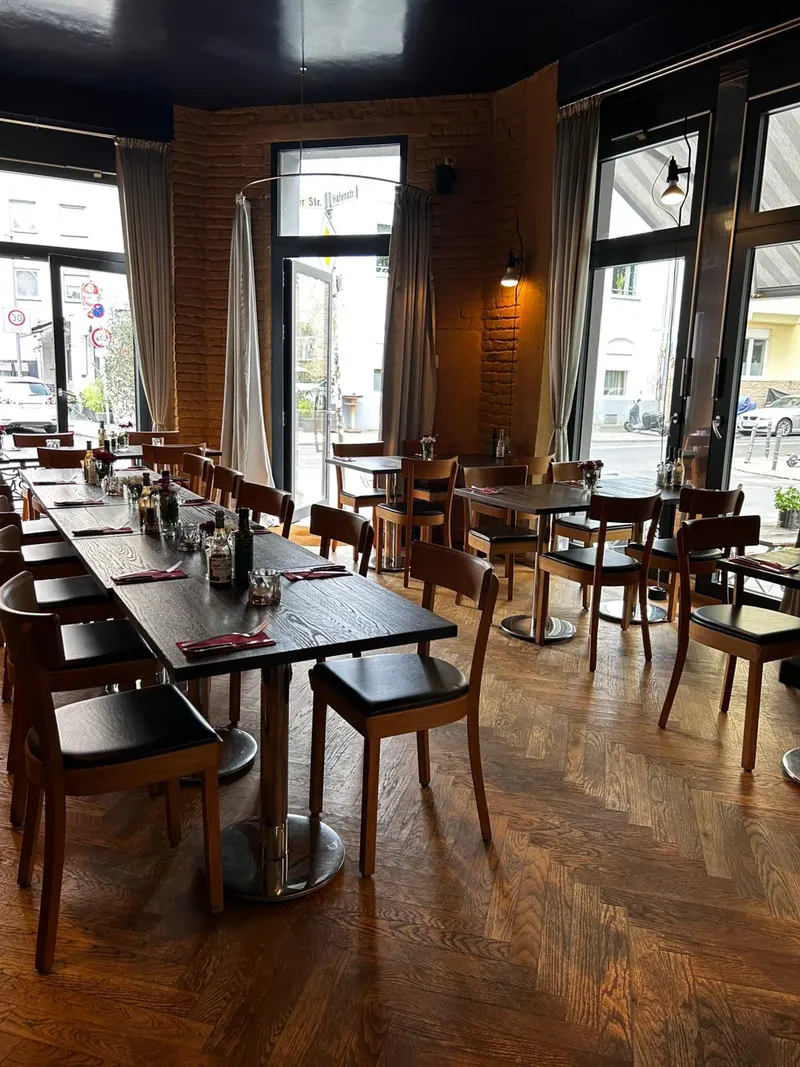 Localino in Mülheim, Cologne