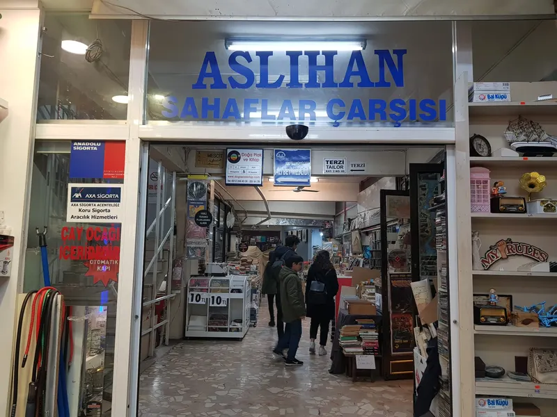 Beyoğlu Sahaflar Çarşısı