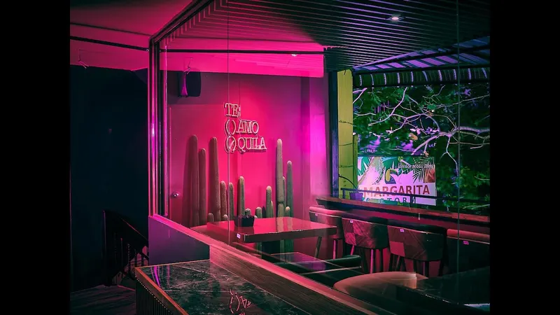 Margarita Bar in Khlong Toei Nuea, Bangkok