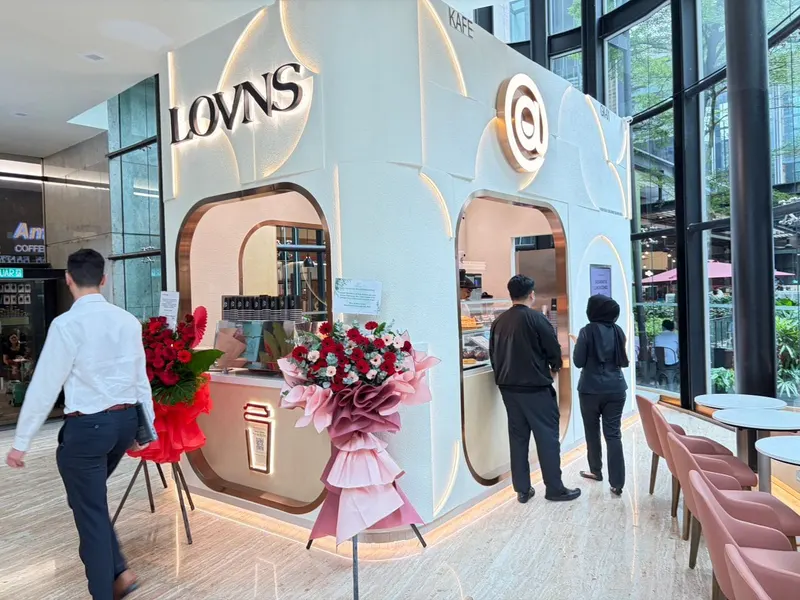 LOVNS COFFEE MIDVALLEY