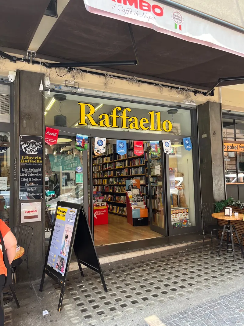 Raffaello Vomero Library
