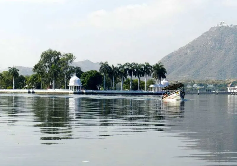 Fateh Sagar Lake in Udaipur
