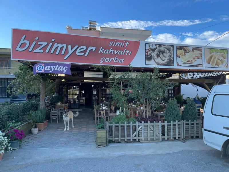 Bizimyer Simit Ve Kahvaltı Salonu in Aksu, Antalya