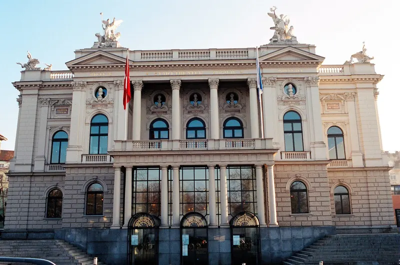 Opernhaus