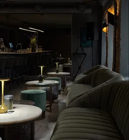 Buns&Bottles cocktail bar